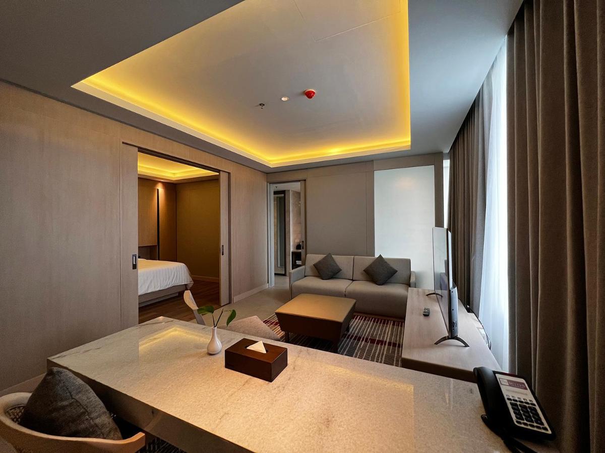 Ra Suites Simatupang Джакарта Экстерьер фото