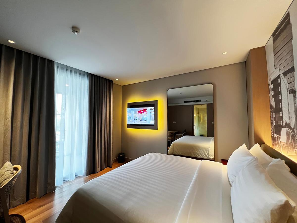 Ra Suites Simatupang Джакарта Экстерьер фото