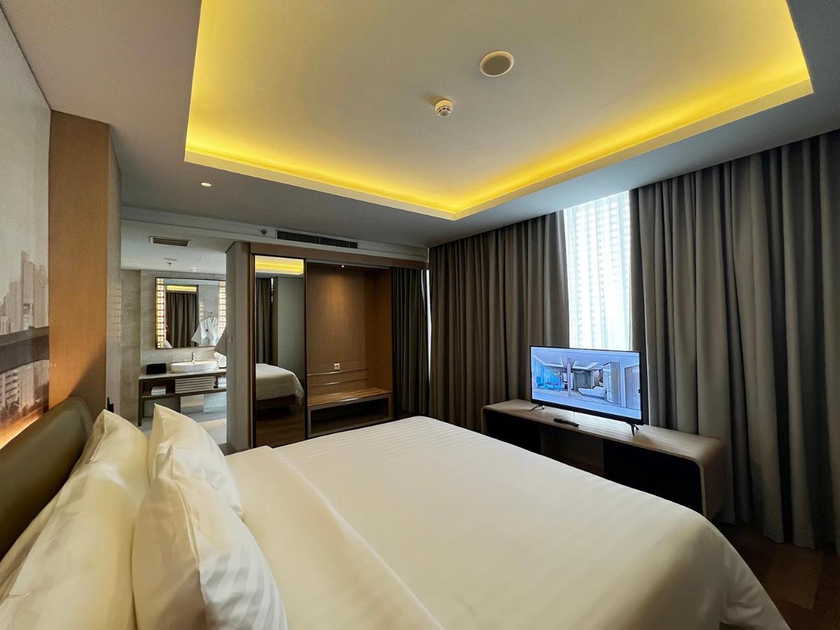 Ra Suites Simatupang Джакарта Экстерьер фото