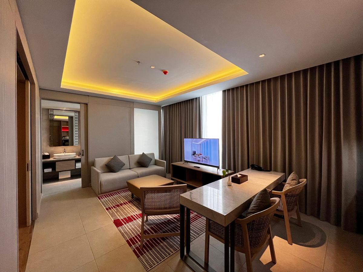 Ra Suites Simatupang Джакарта Экстерьер фото