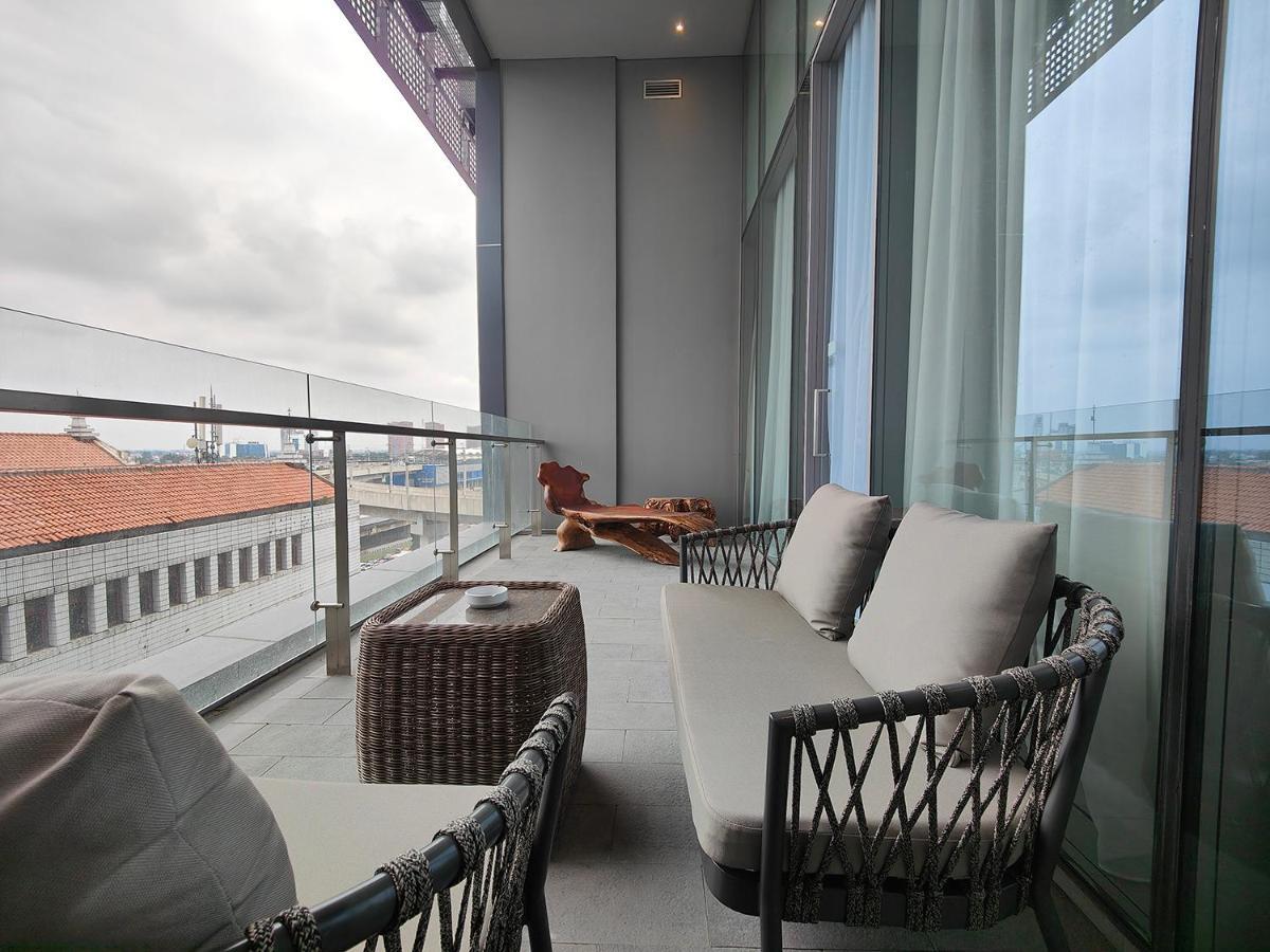 Ra Suites Simatupang Джакарта Экстерьер фото
