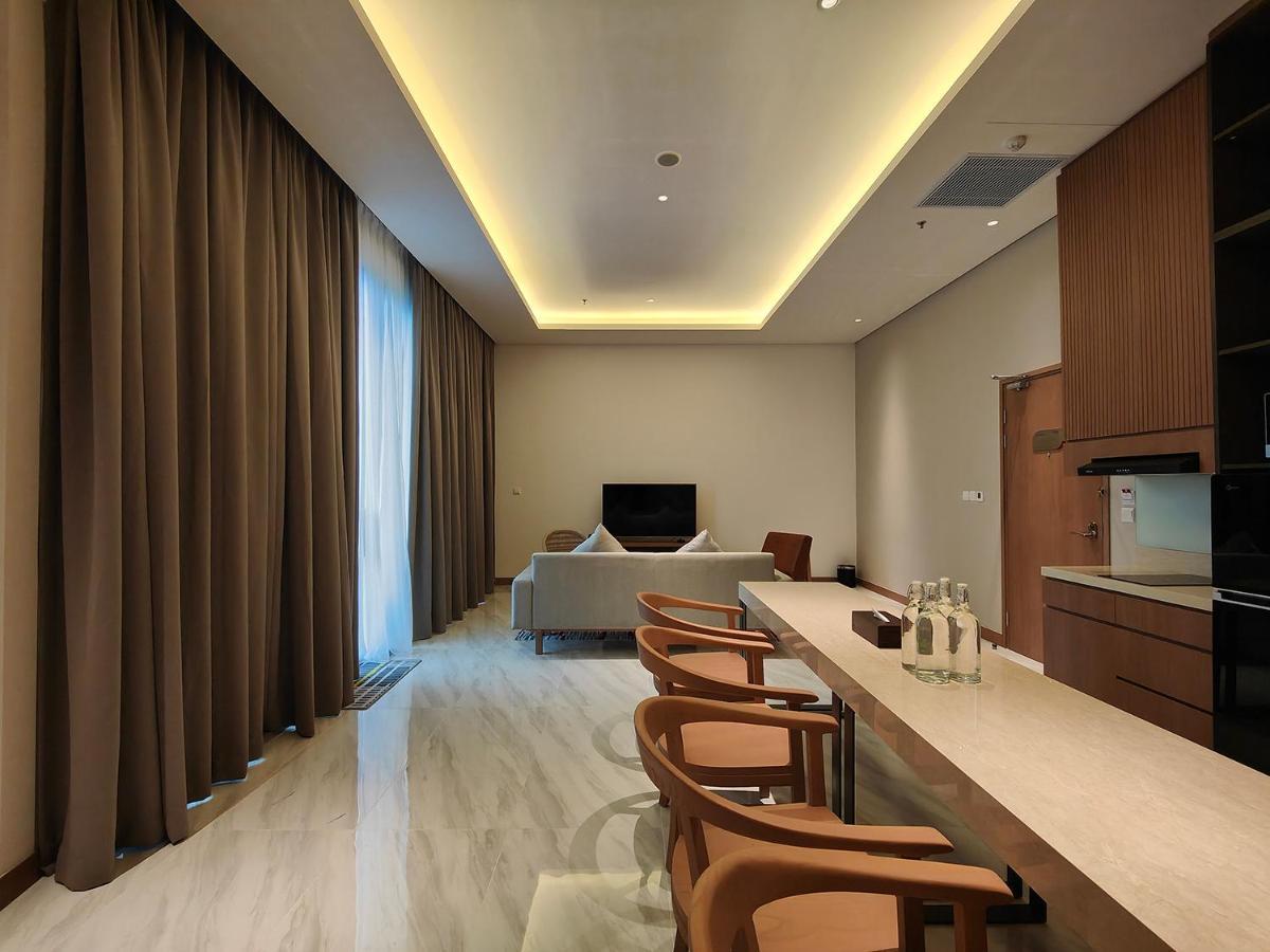 Ra Suites Simatupang Джакарта Экстерьер фото