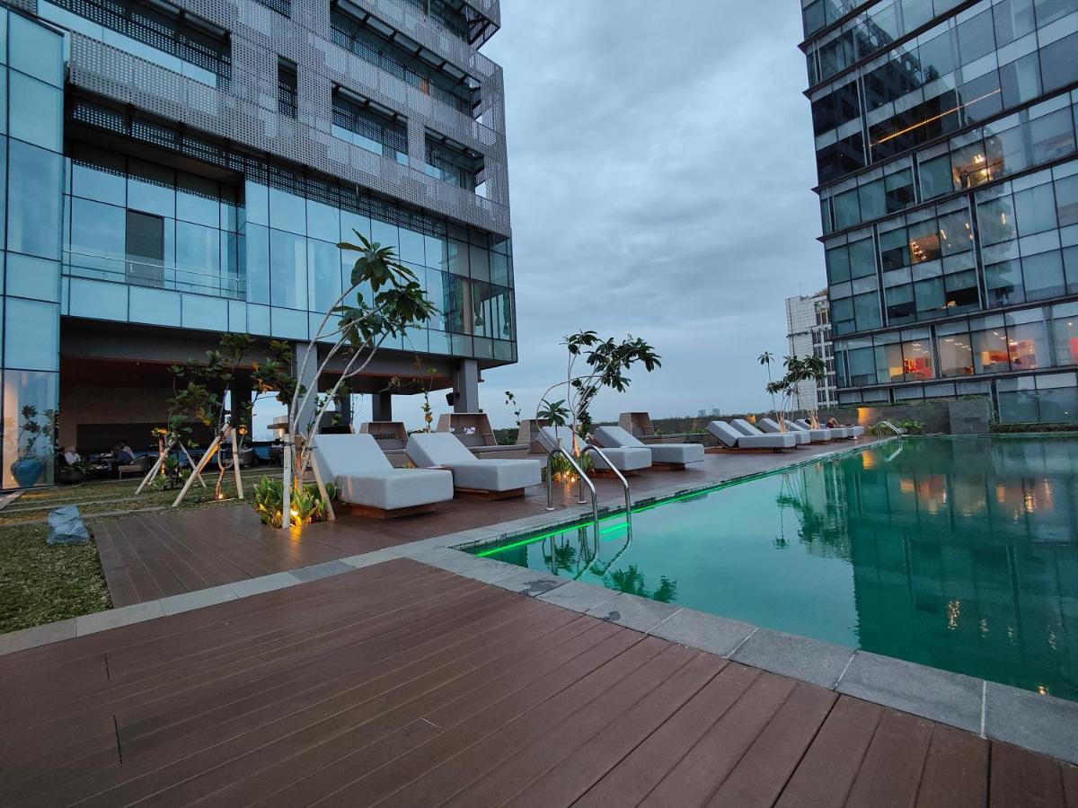 Ra Suites Simatupang Джакарта Экстерьер фото